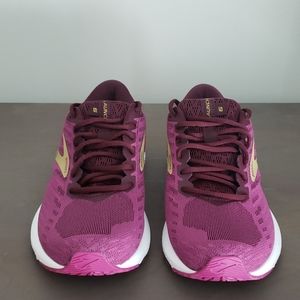 Brooks Women's Size 6.5 Launch 6 Running Shoes